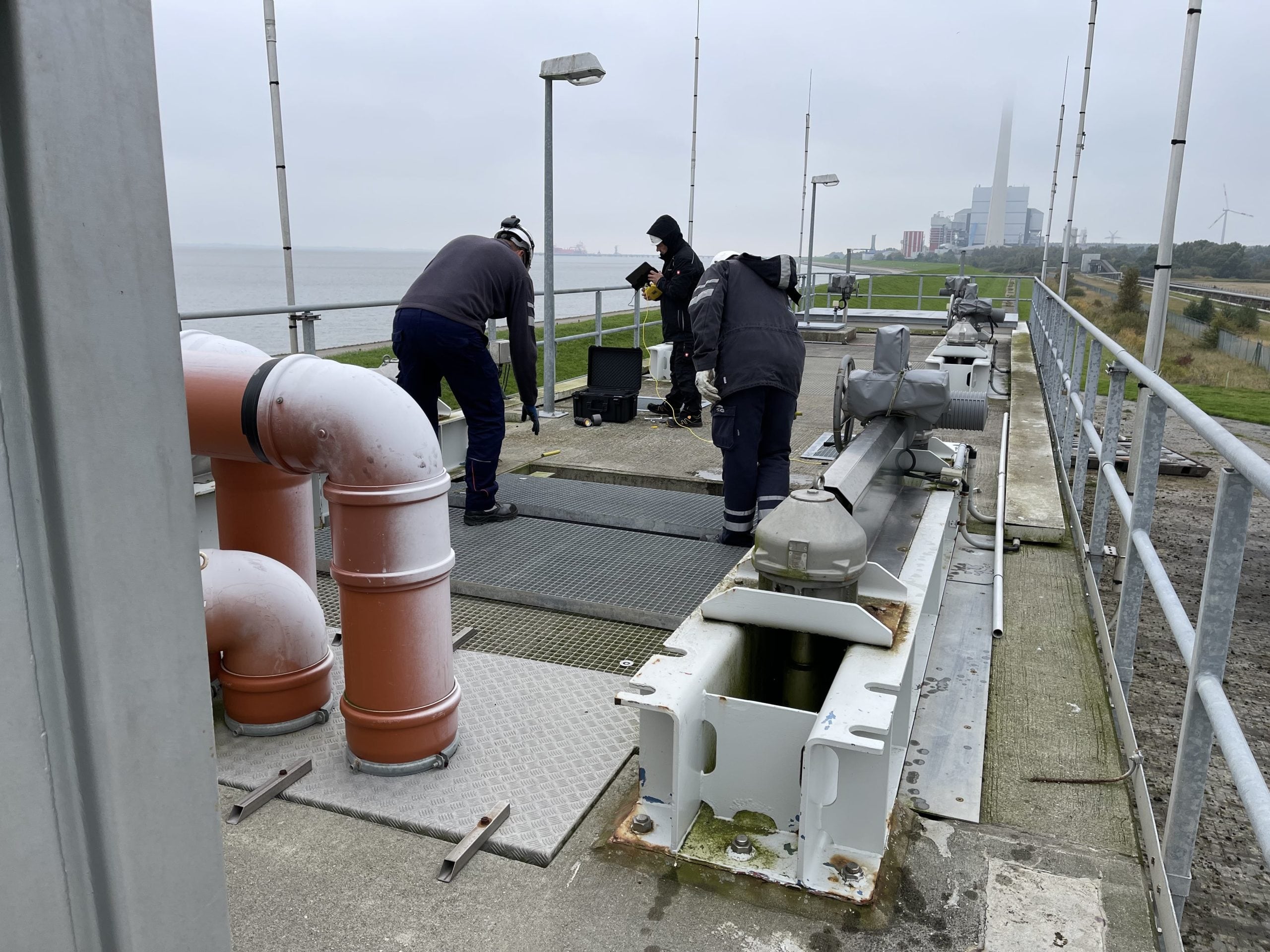 Deichkreuzungsbauwerk Kraftwerk – Unterwasserinspektion