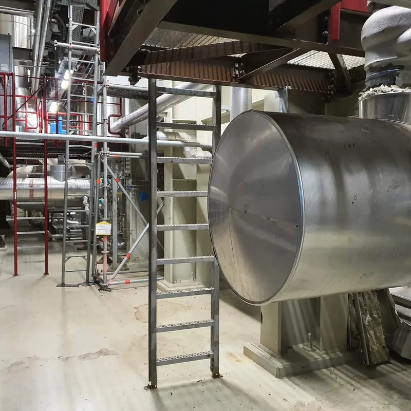 Maschinenraum eines Gaskraftwerks