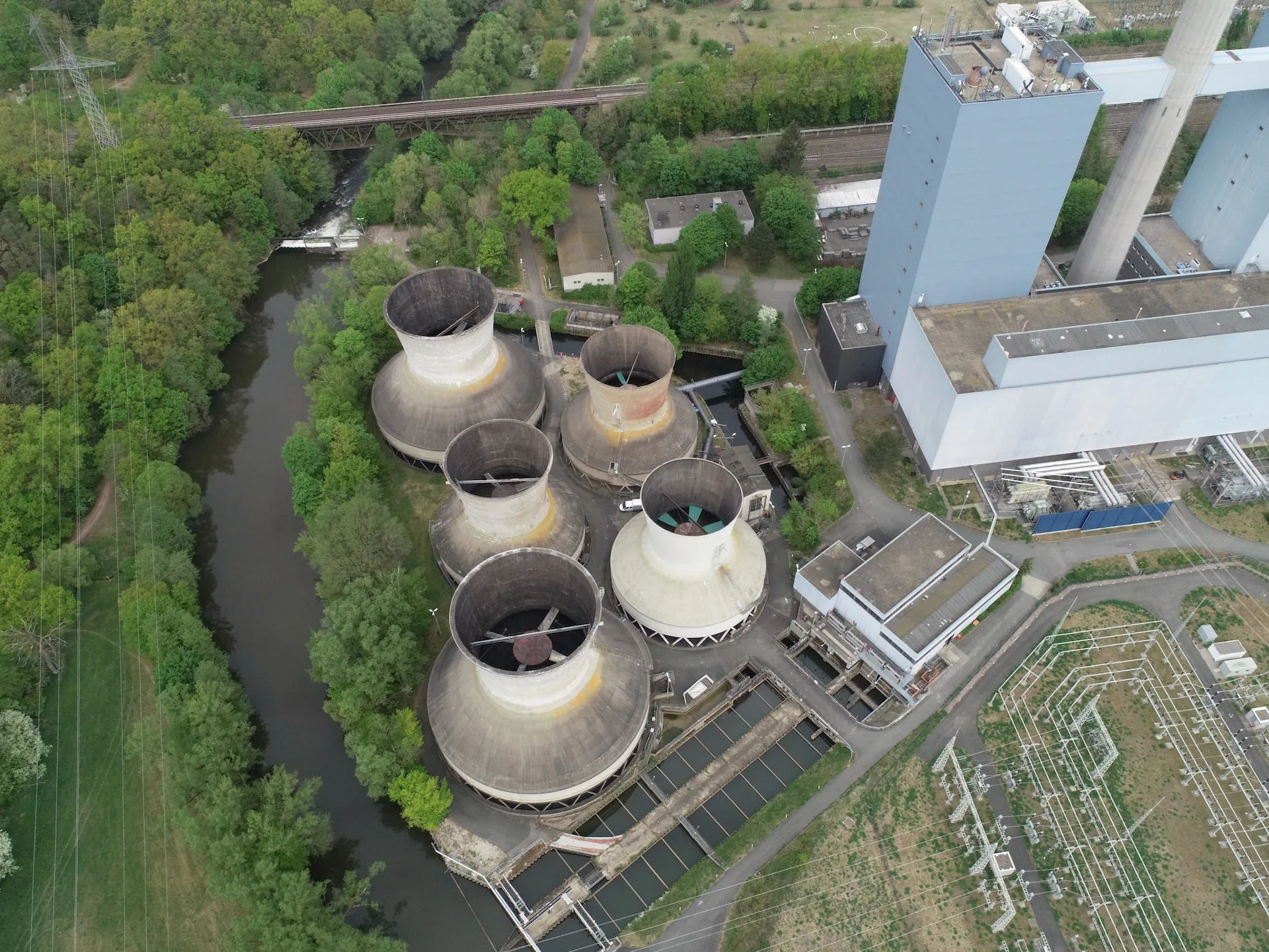 Kühlturm-Inspektion mit Drohne – Naturzug- und Zellenkühler ohne Gerüst prüfen